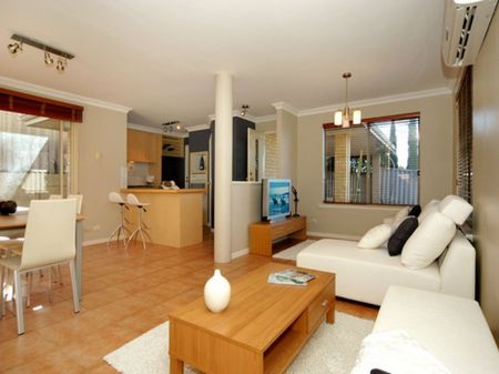 12A Coronation Street, Doubleview - Photo 4