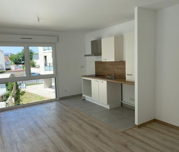 Location Appartement 3 pièces 61m² ORLEANS 45100 - Photo 2