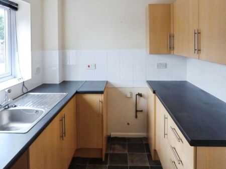 2 bedroom terraced house to rent - Photo 3