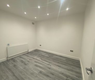 Room in a Shared House, Redriffe Road, E13 - Photo 1