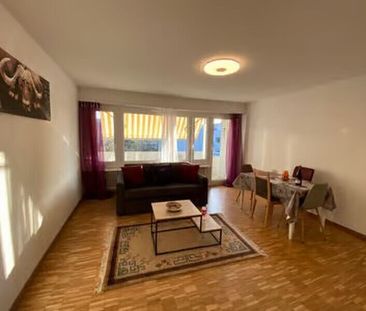 Furnished 2.5-Room Apartment with Private Balcony in Dübendorf 8600 - Photo 3