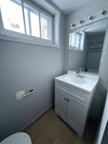 3 - 1689 Edgehill Place - Photo 3