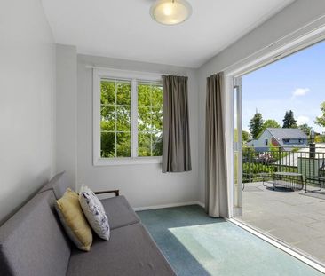 Spacious 5 bedroom student accommodation! - Photo 2