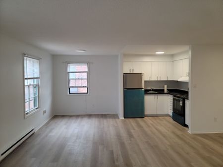 For Lease - 2 Orchard Heights Unit# 224, Aurora, Ontario - Photo 2