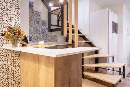 Calle Alfonso XII, Sevilla, Andalusia 41002 - Photo 5