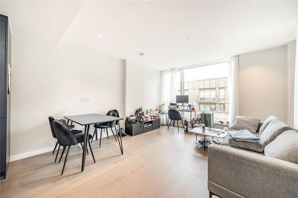 1 bedroom apartment to rent - Photo 1