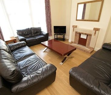 7 Bed - Bedford Park, Plymouth - Photo 1