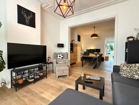 Recent gerenoveerd herenhuis met twee slaapkamer in Tielt! - Photo 2