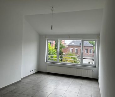 Appartement te huur - Photo 1