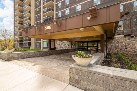 For Lease - 966 Inverhouse Drive Unit# 109, Mississauga, Ontario - Photo 4