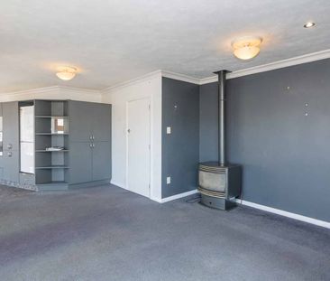 Sunny, Low-Maintenance Home and Ample Parking - Photo 4
