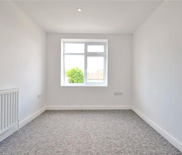 3 bedroom apartment to rent - Photo 6