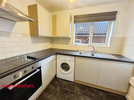 2 bed apartment to rent in Gilberthorpe Street, Rotherham - Photo 2