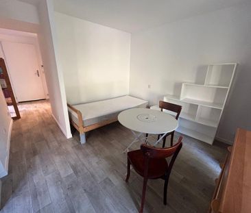 Location Appartement 1 pièce Meublé 19m² STE FOY LES LYON 69110 - Photo 2