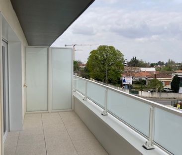 Location Appartement 1 pièce 30m² - Photo 3