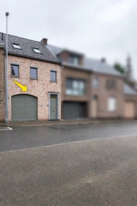 Totaal gerenoveerde en energiezuinige woning met tuin. - Foto 1