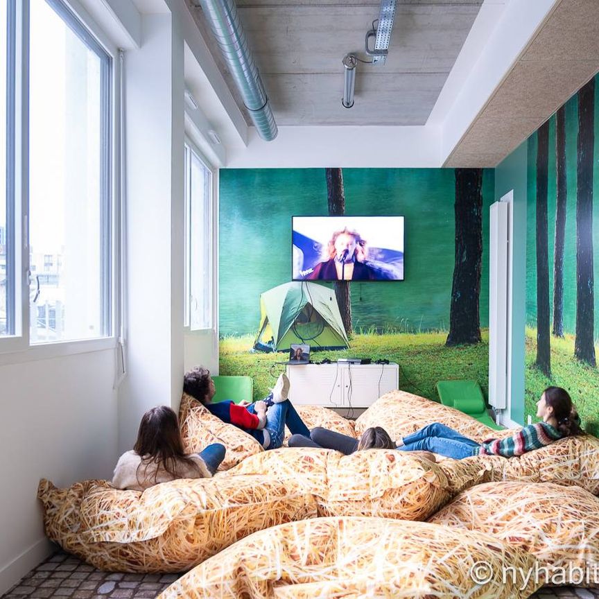 Logement à Paris, Location meublée - T5 - Banlieues (PA-4943) - Photo 1