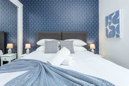 Main Street - Photo 2