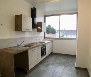 Appartement à louer 3 pièces 84.28m² - Photo 2