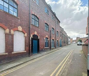 Lyons Grove, Consort Street, ST4 - Photo 5