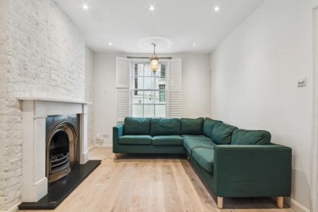 4 bedroom house in Mornington Crescent - Photo 3