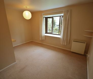 1 bed flat to rent in Buckland Road, Maidstone, ME16 - Photo 4