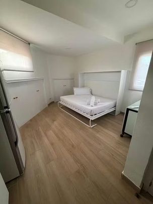 Avinguda del Coll del Portell, Barcelona, Catalonia 08024 - Foto 1