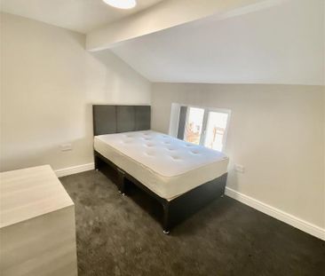 5 bedroom private hall to rent - Photo 5