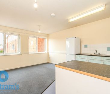 2 bed Apartment for Rent - Photo 3