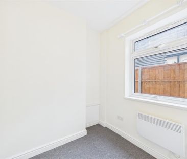 1 BED Maisonette To rent - Photo 4