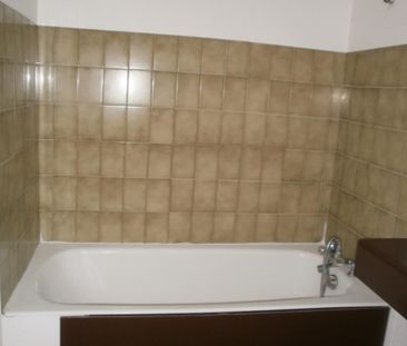 Location Appartement 1 pièce 31m² ST PIERRE DU MONT 40280 - Photo 5