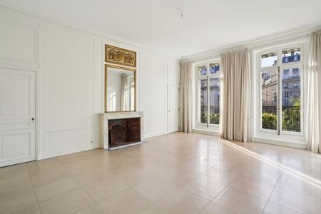 Appartement à louer à Paris 8Ème - Photo 4