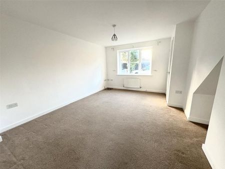 3 bedroom semi-detached house to rent - Photo 5