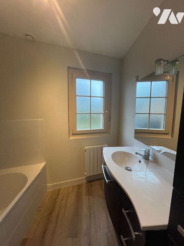 MONTFORT SUR MEU - Maison - 2 chambres - Photo 3