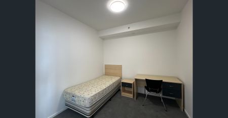 Fully Furnished 2 Bedrooms Apartment – Newly Renovated - Photo 4