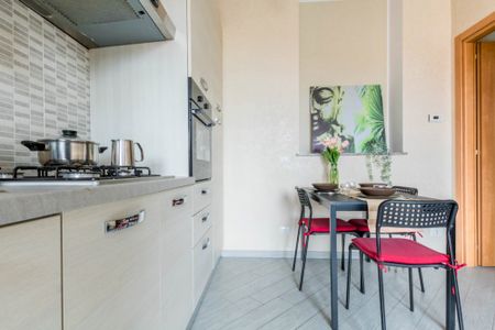 Intimate and nice single room in Via Pezzotti - Photo 3