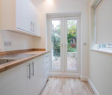 1 bedroom flat to rent - Photo 5