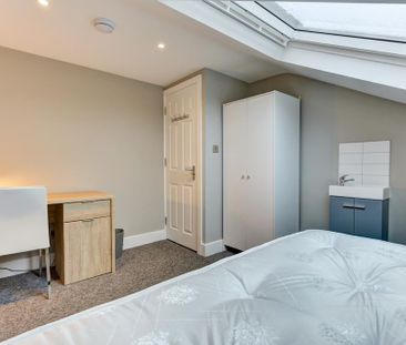 6 bedroom house to rent - Photo 2