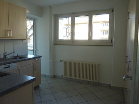Helle 2.5-Zimmerwohnung mit grossem Balkon und Aussicht in Solothurn - Foto 4