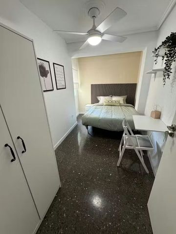 Carrer Valencia, Port Saplaya, Valencian Community 46120 - Photo 2