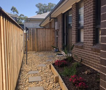 1 Bedder Studio Flat *****ALL BILLS INCLUDED ****** - Photo 6