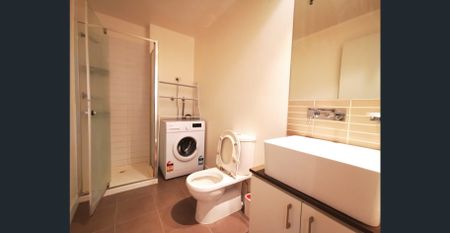 Fully Furnished Melbourne City Apartment with Pool, Gym & Rooftop Garden - Photo 5