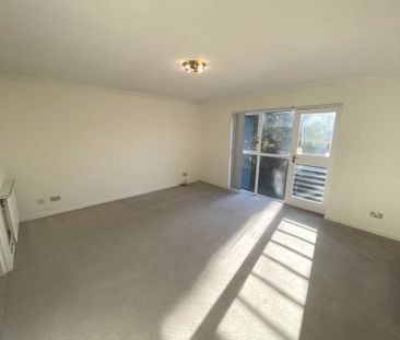 Price £1,750 pcm - Available Now - Part Furnished - Photo 2