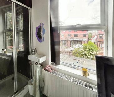 4 bedroom terraced house to rent - Photo 1