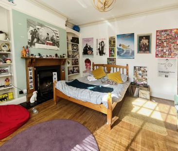 4 bedroom terraced house to rent - Photo 6