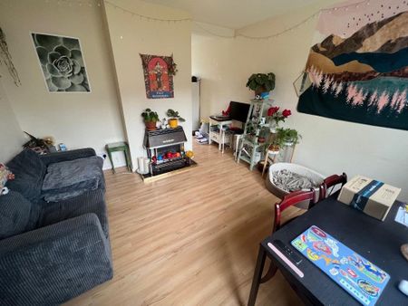 2 bedroom terraced house to rent - Photo 3