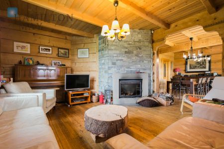 Dom z bali, podgrzewanym basenem, sauną i przestronnym ogrodem - Фото 3