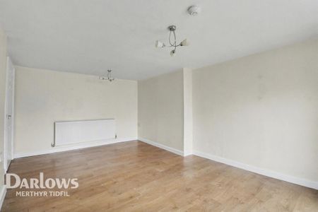 3 bedroom terraced house to rent - Photo 2