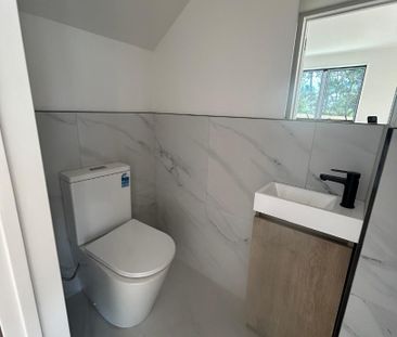 SUNNYVALE, 2 BEDROOMS - Photo 1