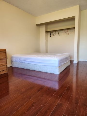 For Lease - 4253 Trellis Crescent Unit# Upper, Mississauga, Ontario - Photo 2